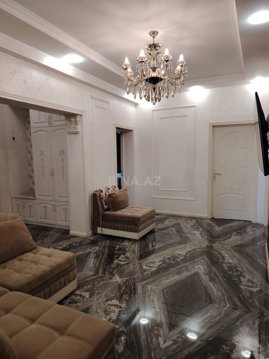 4 otaqlı Yeni tikili, Bakıxanov q., Bakı