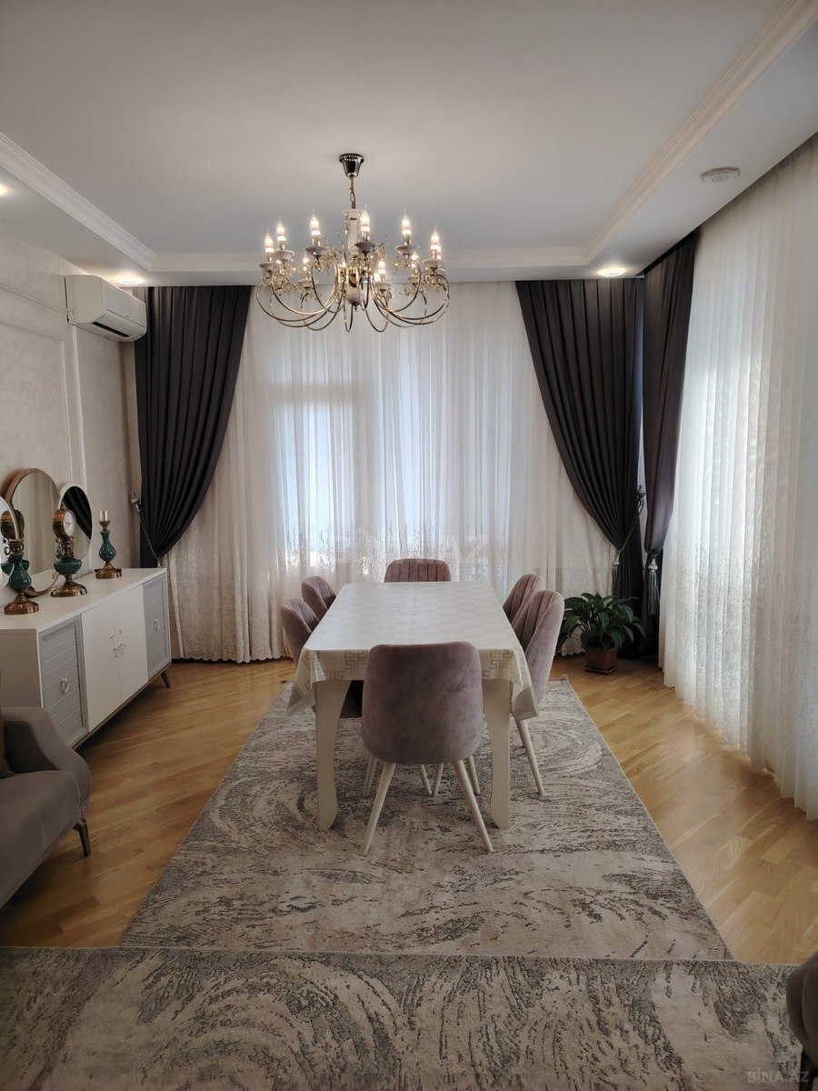 4 otaqlı Yeni tikili, Bakıxanov q., Bakı