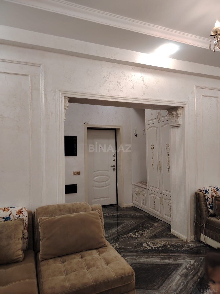 4 otaqlı Yeni tikili, Bakıxanov q., Bakı