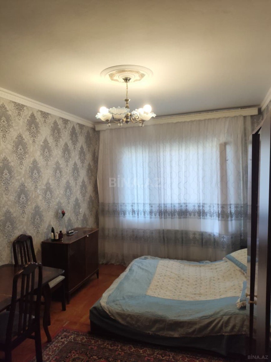 3 otaqlı Köhnə tikili, Həzi Aslanov m., Bakı