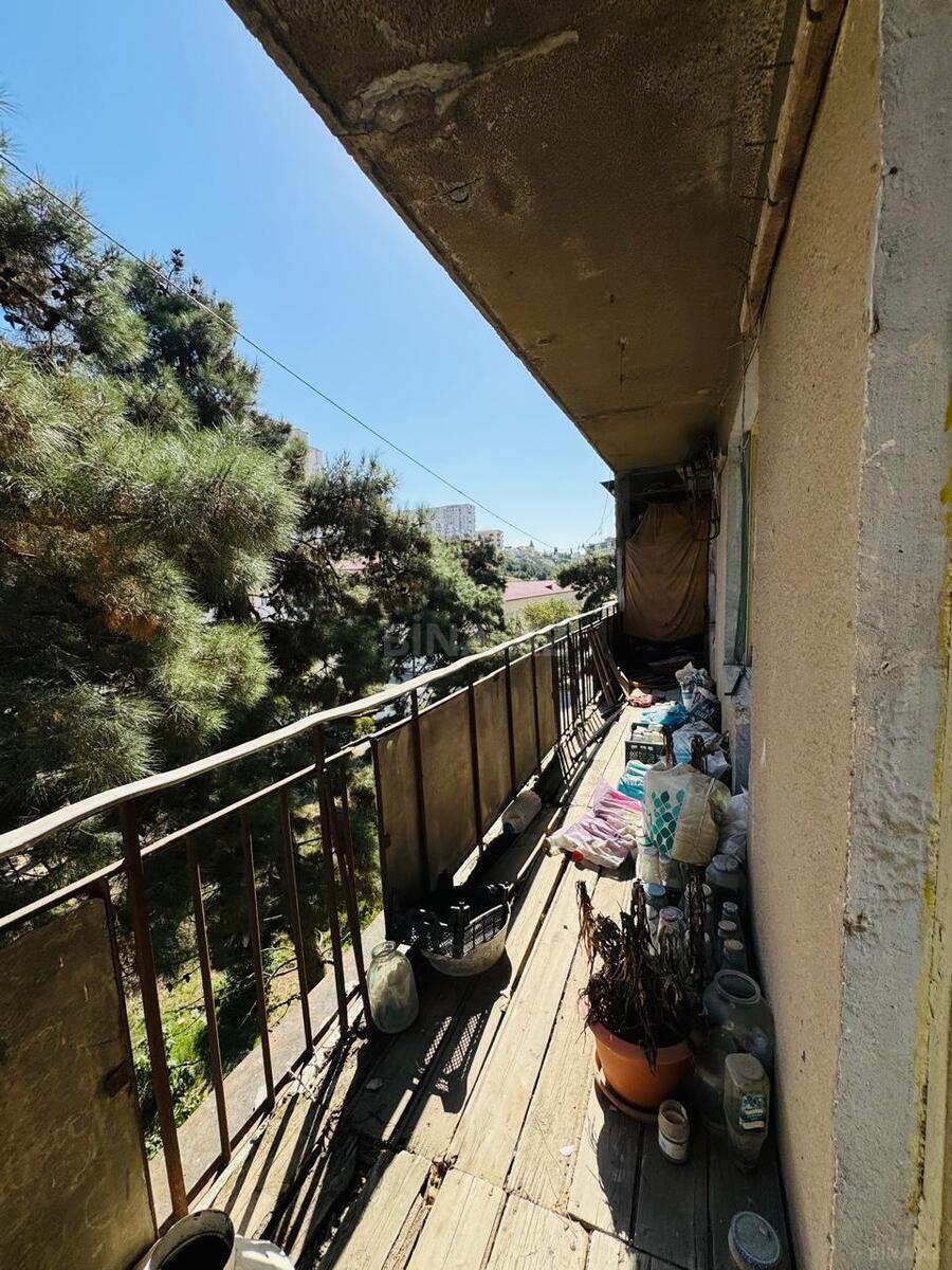 4 otaqlı Köhnə tikili, Həzi Aslanov q., Bakı