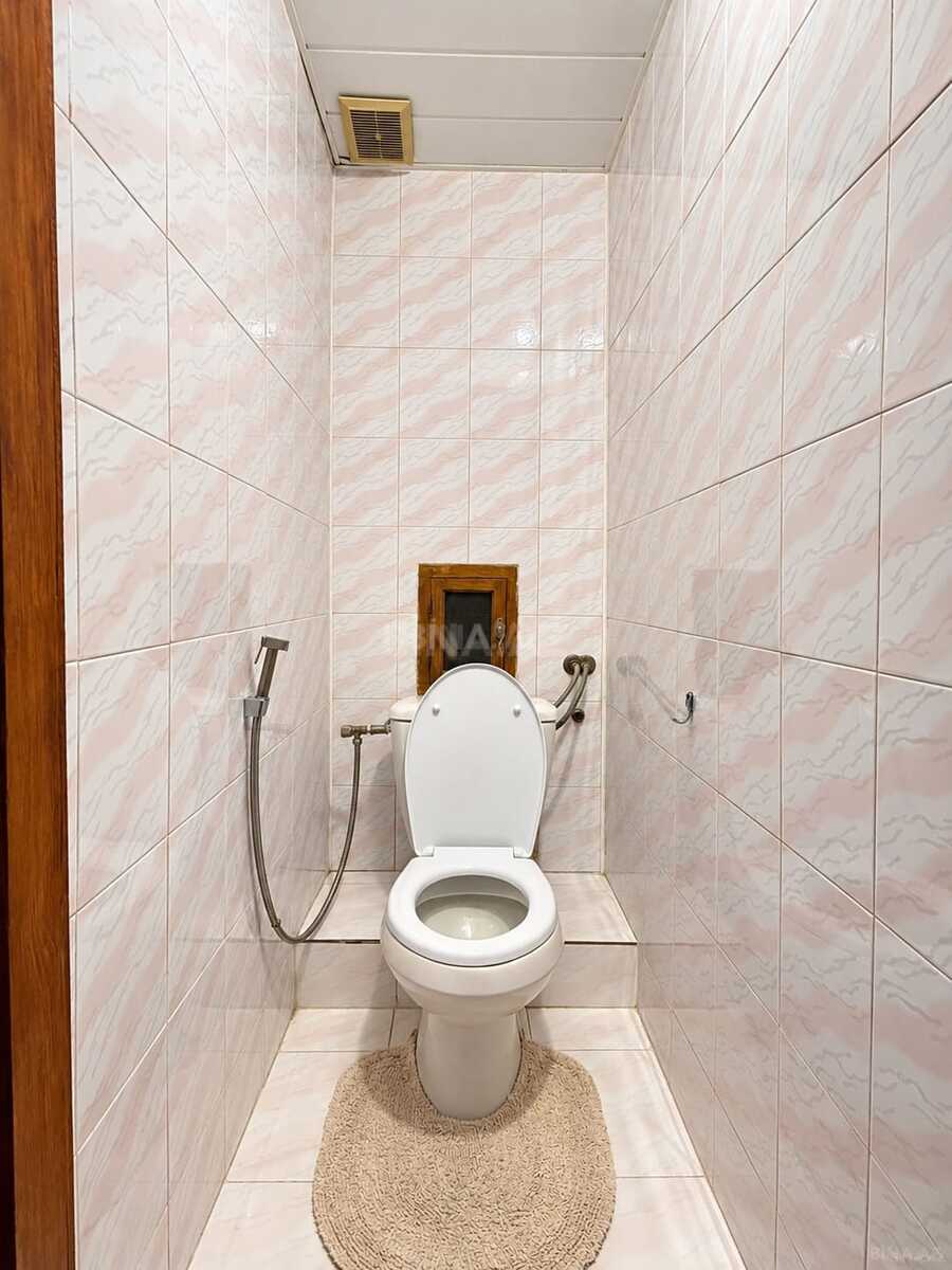 3 otaqlı Köhnə tikili, Neftçilər m., Bakı
