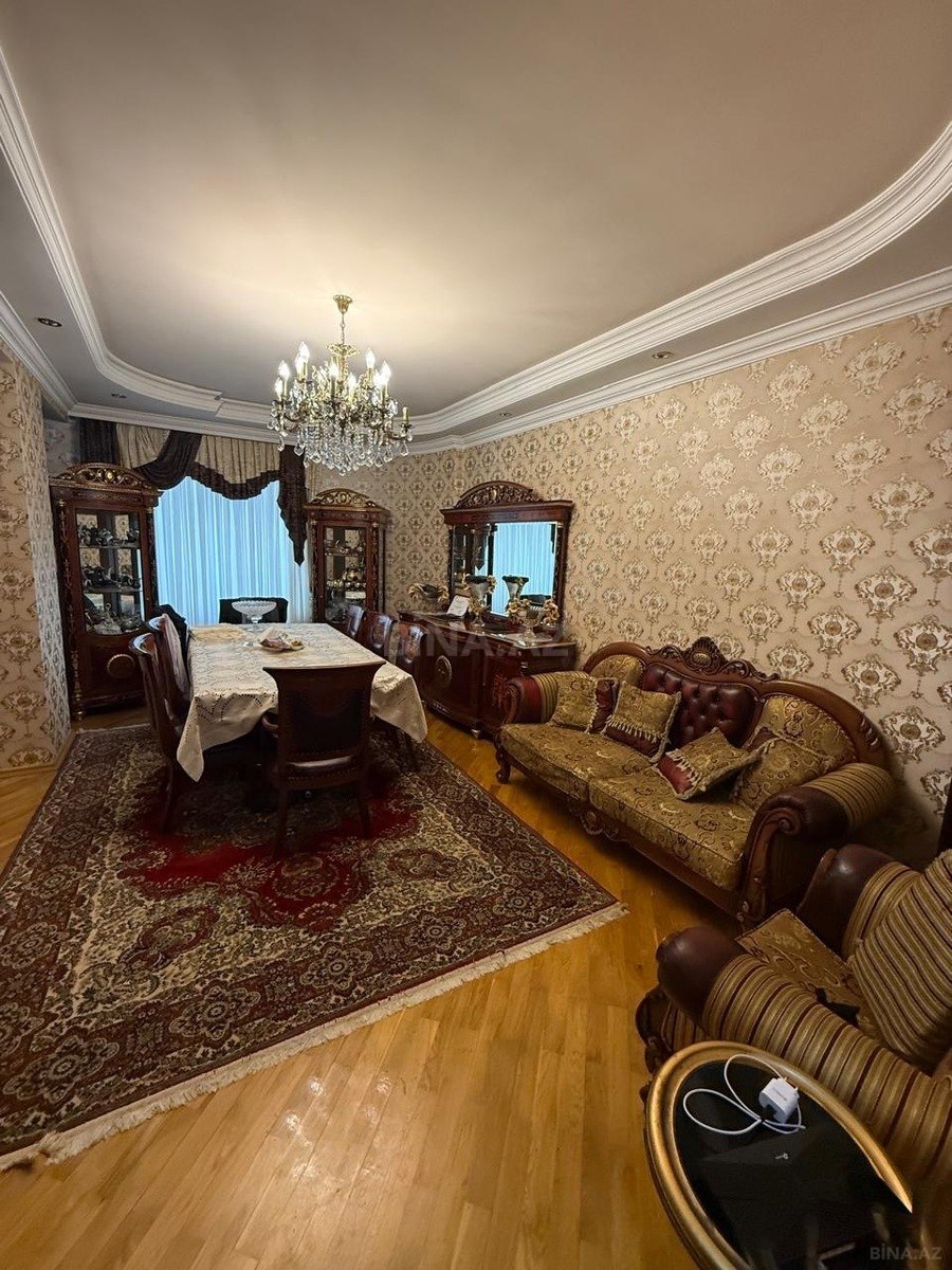 3 otaqlı Yeni tikili, İnşaatçılar m., Bakı