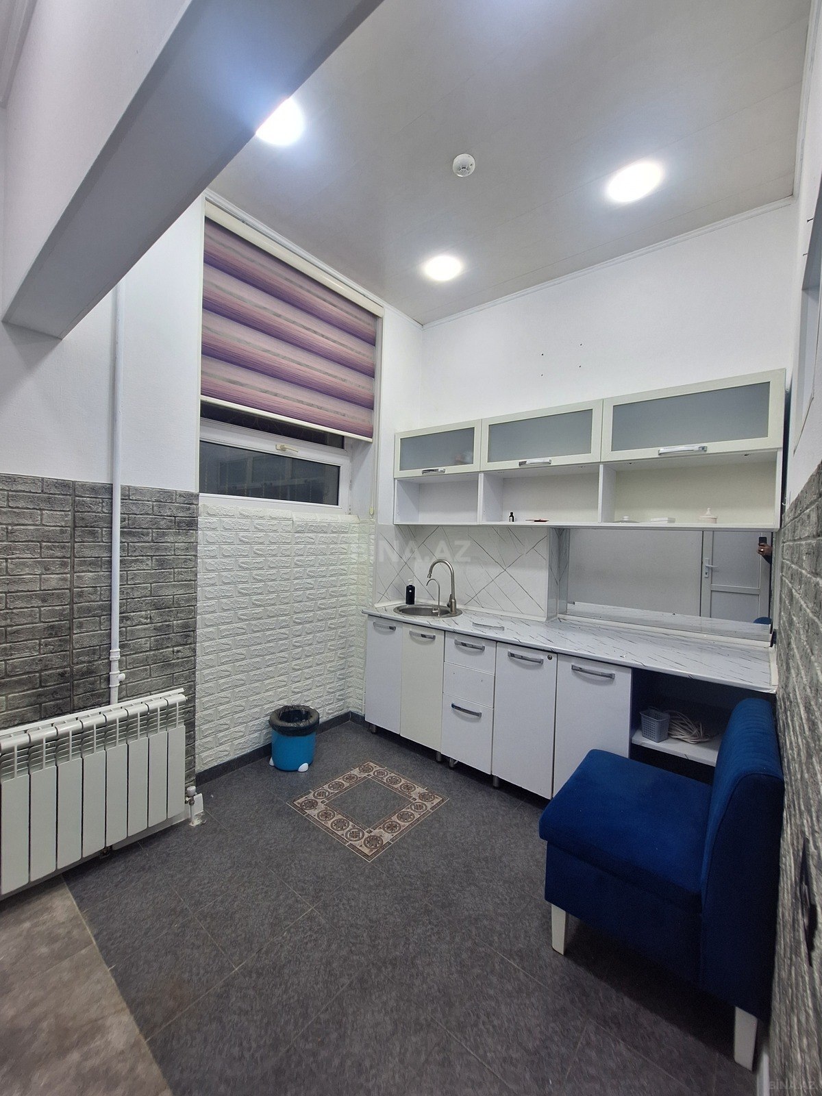 4 otaqlı Köhnə tikili, İnşaatçılar m., Bakı