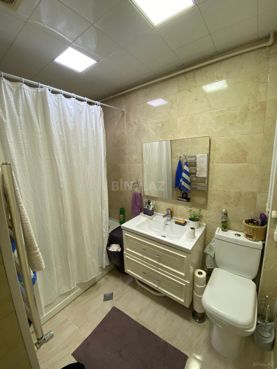 2 otaqlı Köhnə tikili, Bakıxanov q., Bakı