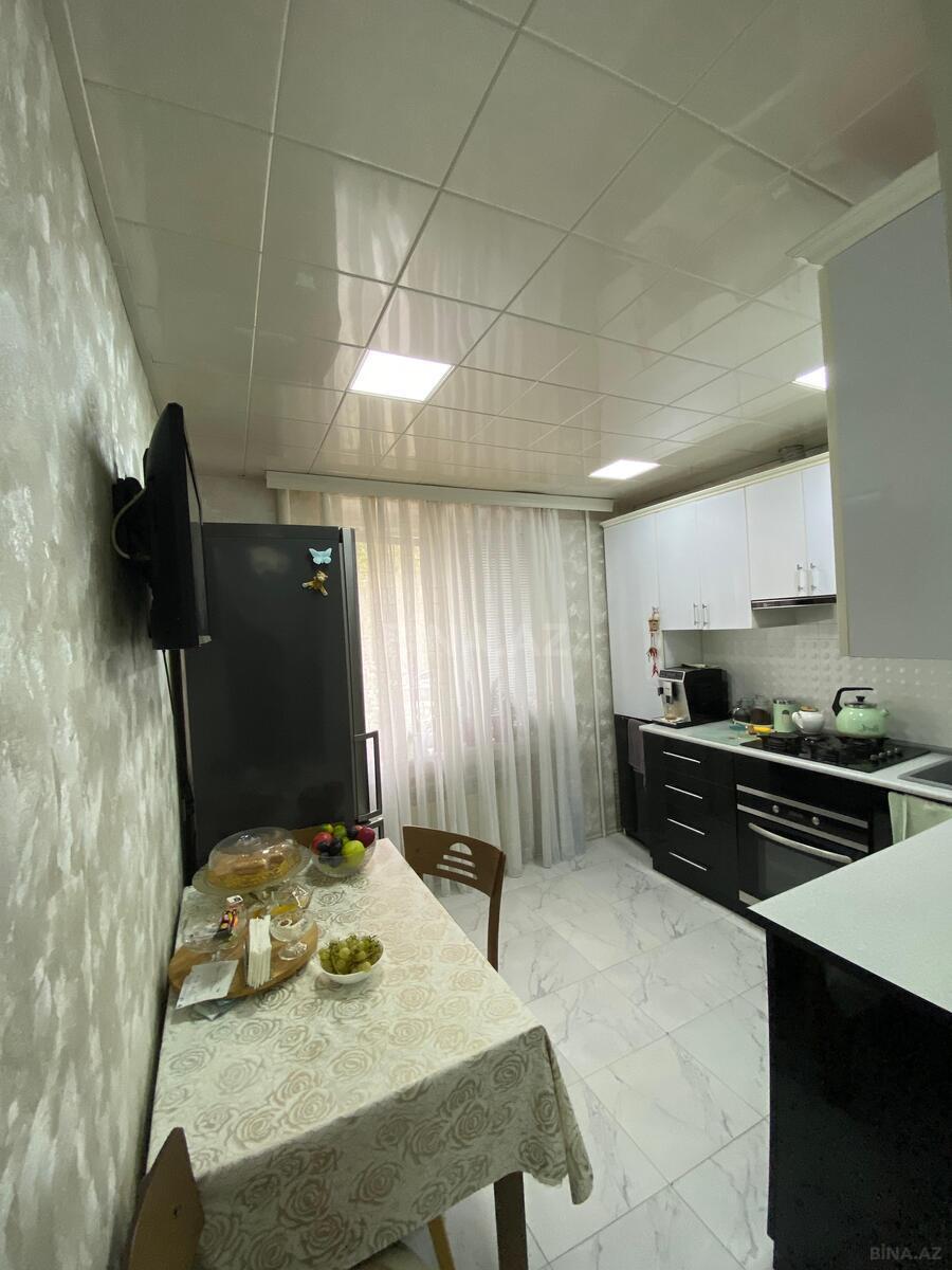 2 otaqlı Köhnə tikili, Bakıxanov q., Bakı