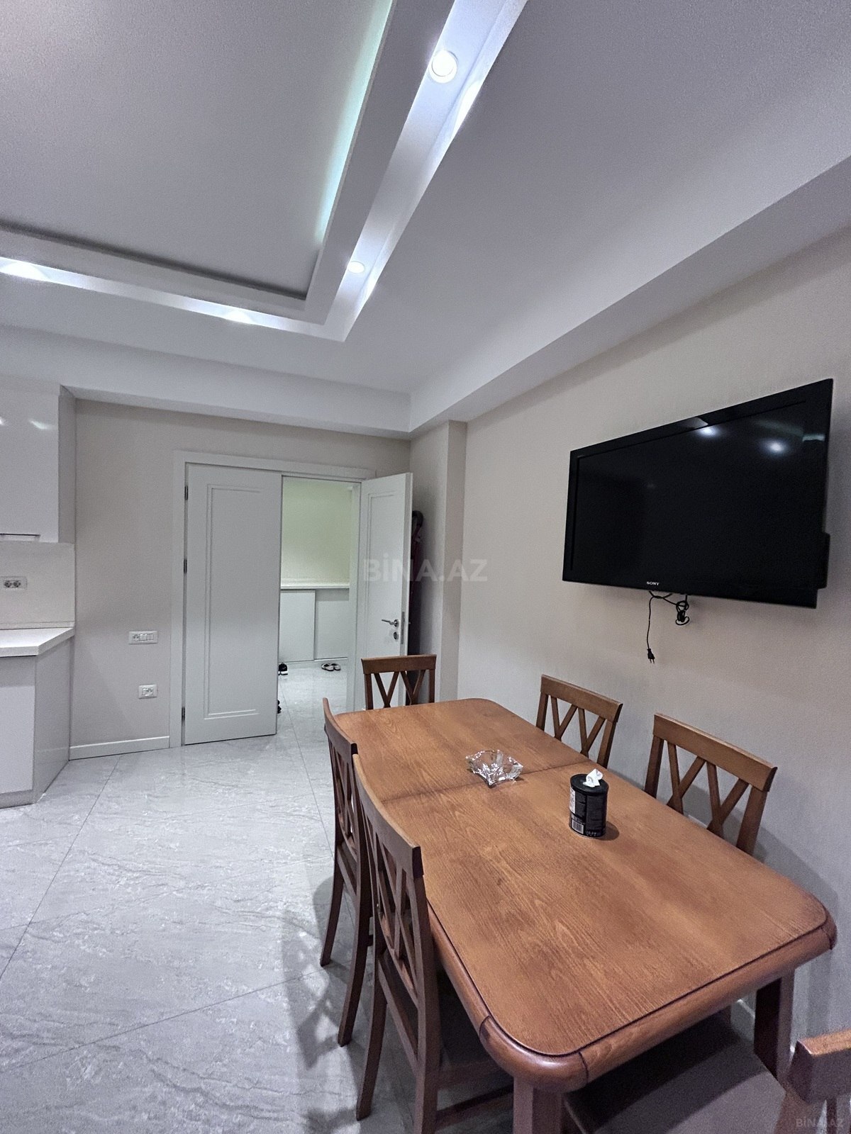 3 otaqlı Yeni tikili, Elmlər Akademiyası m., Bakı