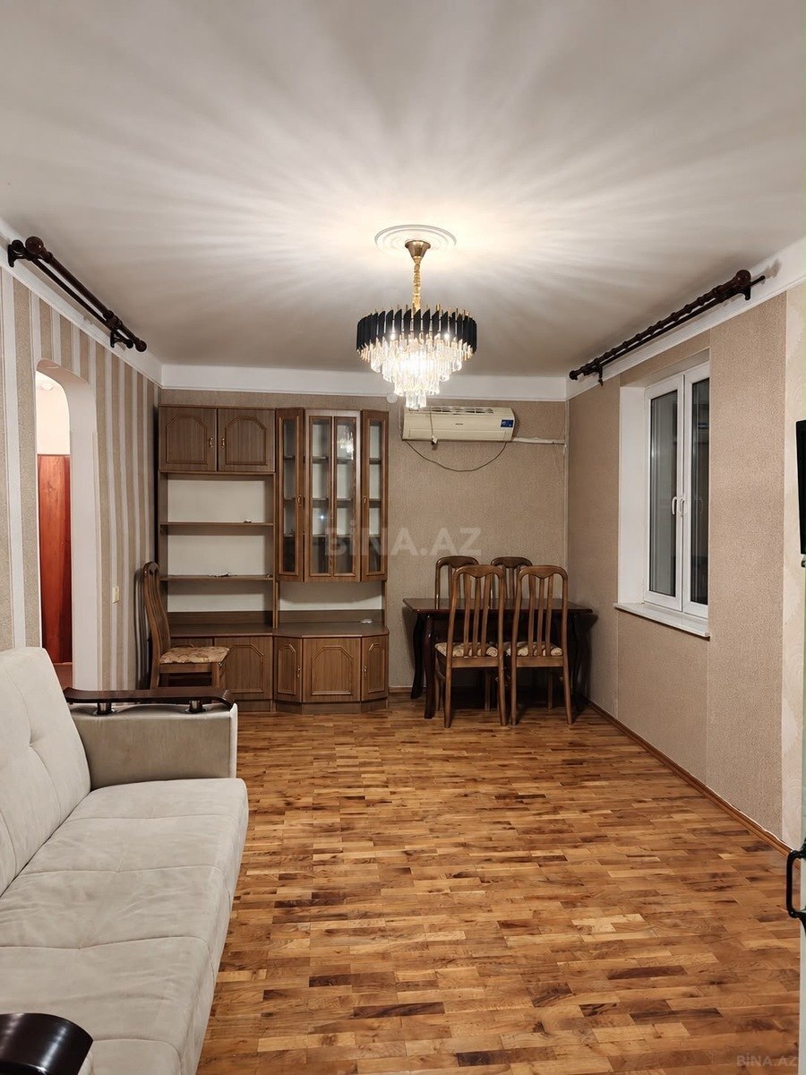 1 otaqlı Köhnə tikili, Elmlər Akademiyası m., Bakı