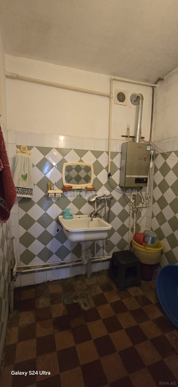 2 otaqlı Köhnə tikili, Xalqlar Dostluğu m., Bakı