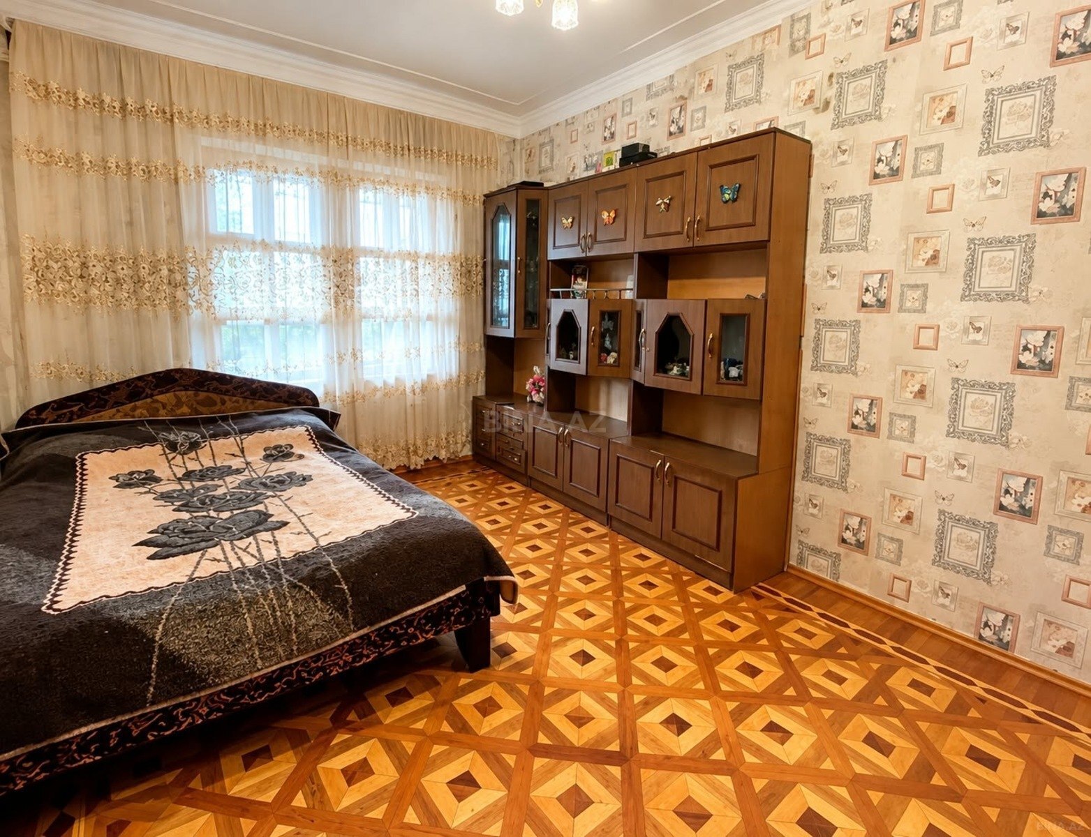 2 otaqlı Köhnə tikili, İnşaatçılar m., Bakı