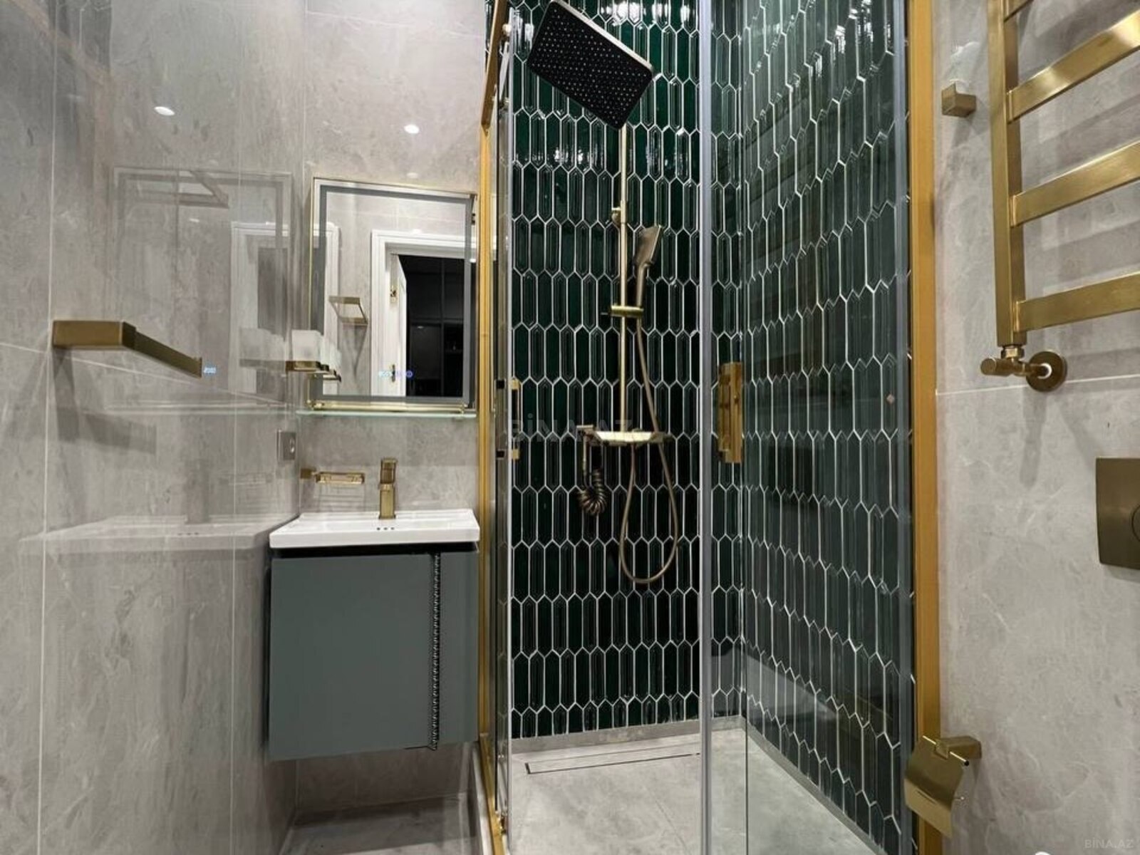 3 otaqlı Yeni tikili, 28 May m., Bakı