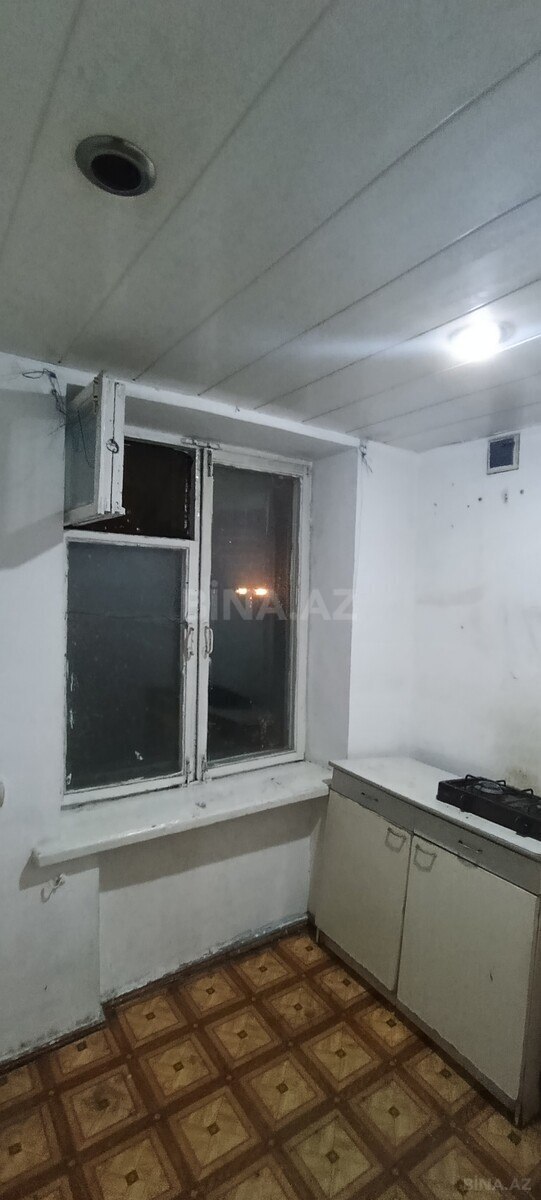 1 otaqlı Köhnə tikili, İnşaatçılar m., Bakı