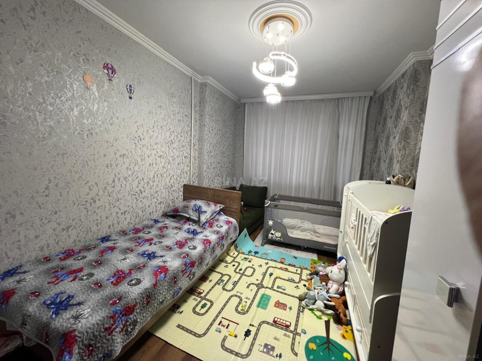 3 otaqlı Köhnə tikili, Yeni Günəşli q., Bakı