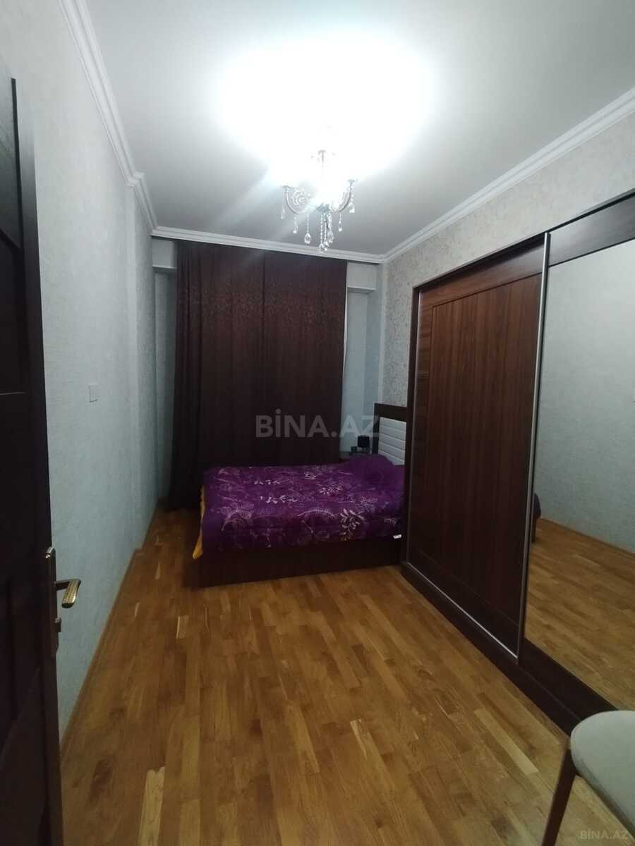 3 otaqlı Yeni tikili, Xırdalan