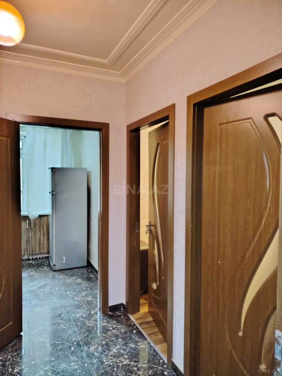 2 otaqlı Köhnə tikili, Elmlər Akademiyası m., Bakı