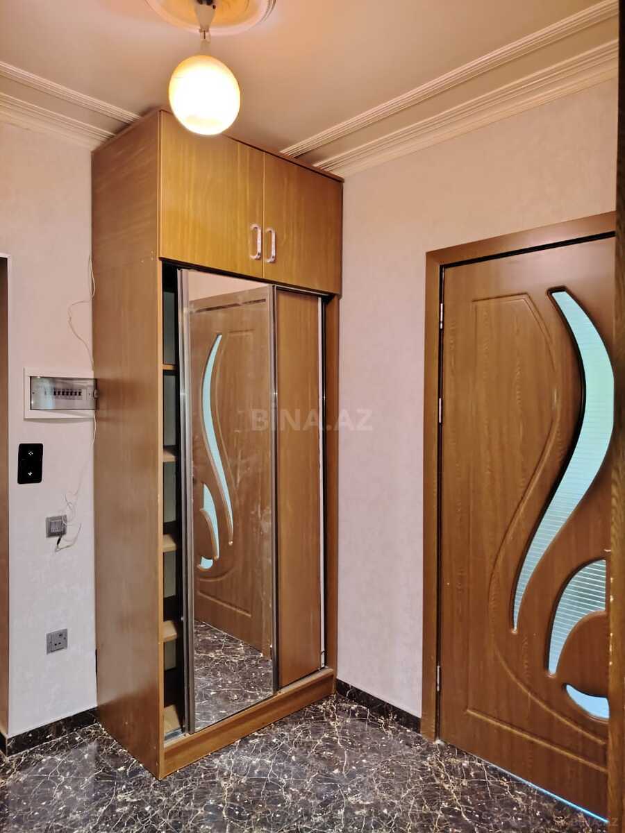 2 otaqlı Köhnə tikili, Elmlər Akademiyası m., Bakı