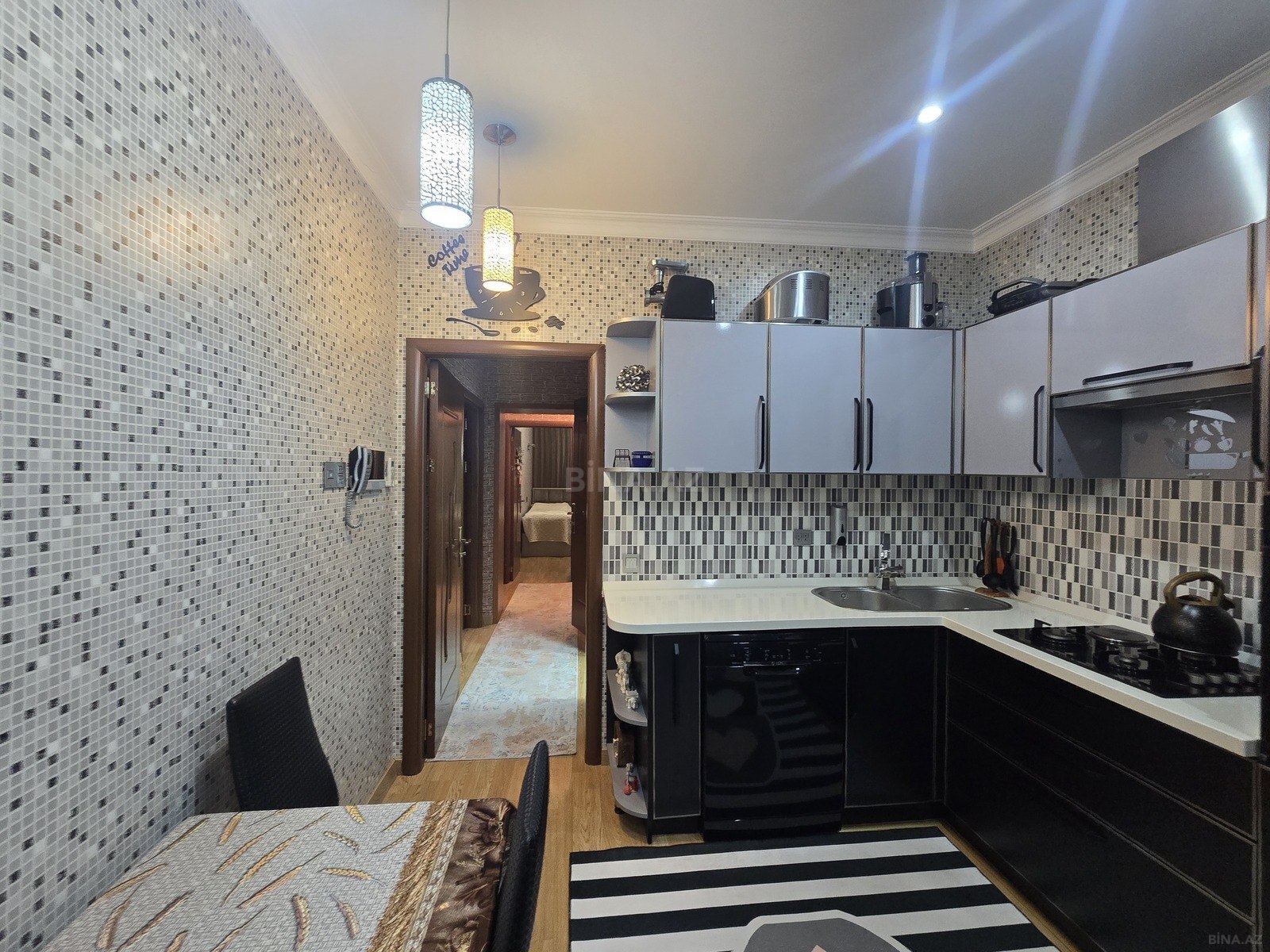 3 otaqlı Köhnə tikili, Sumqayıt