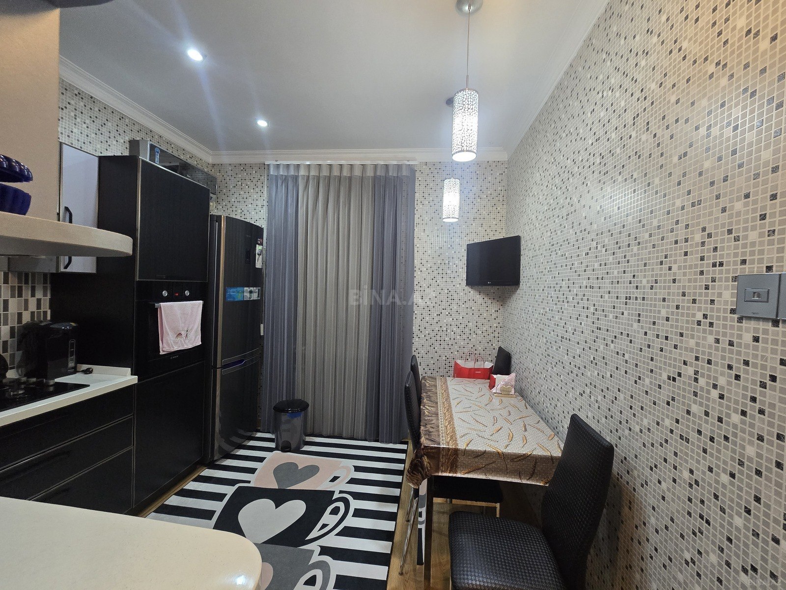 3 otaqlı Köhnə tikili, Sumqayıt