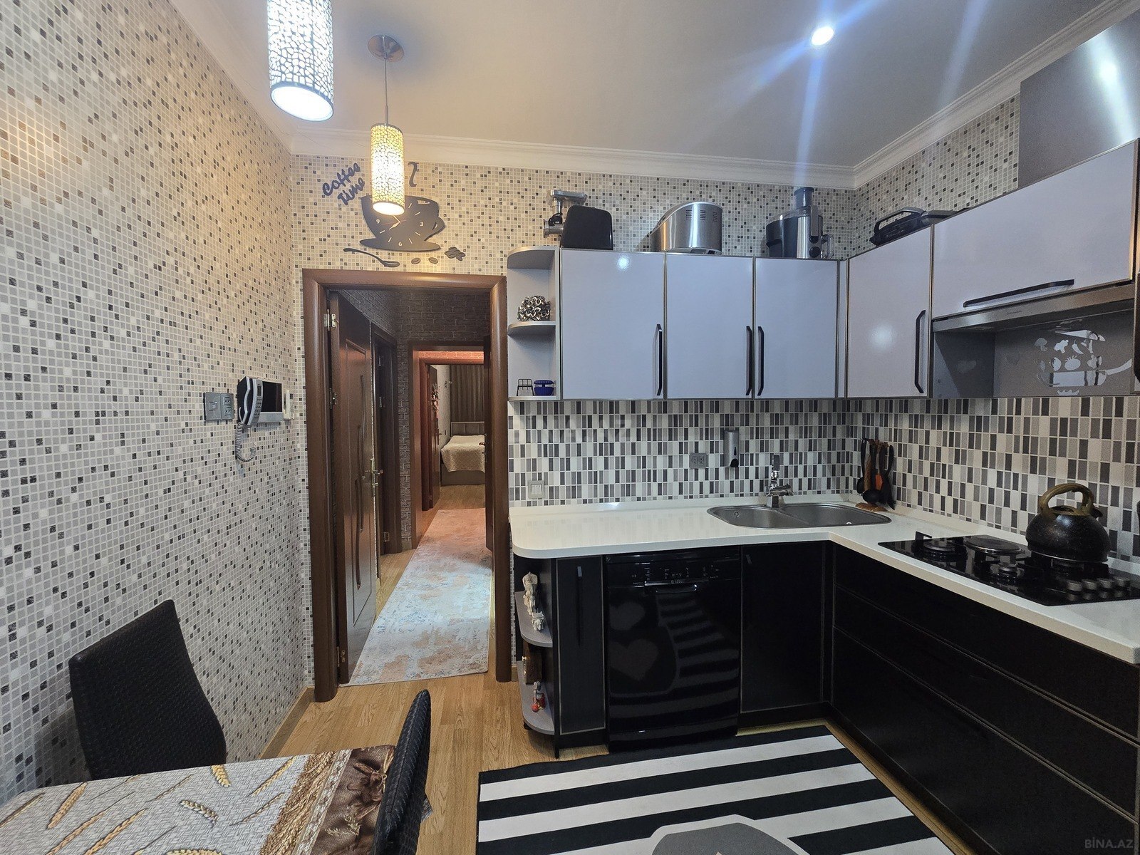 3 otaqlı Köhnə tikili, Sumqayıt