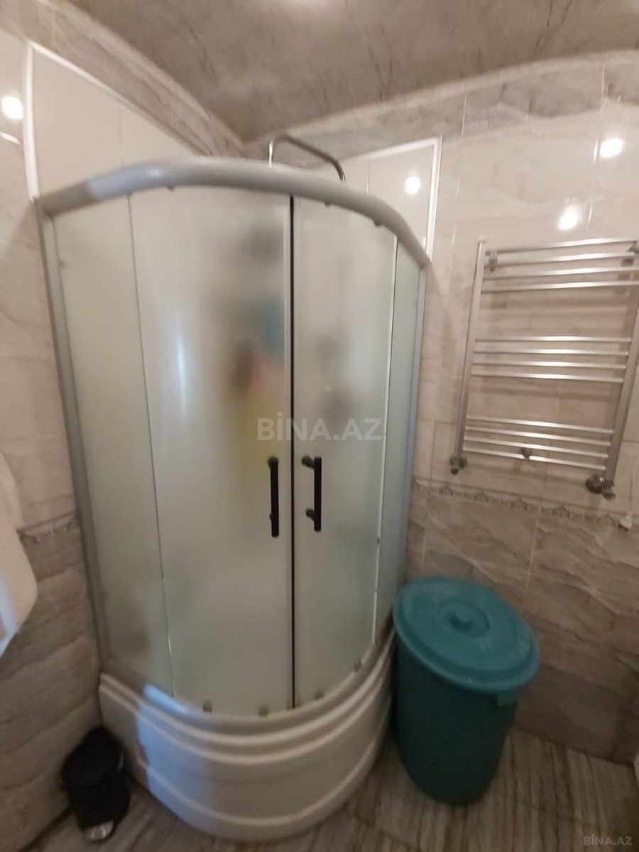 4 otaqlı Köhnə tikili, Yeni Günəşli q., Bakı
