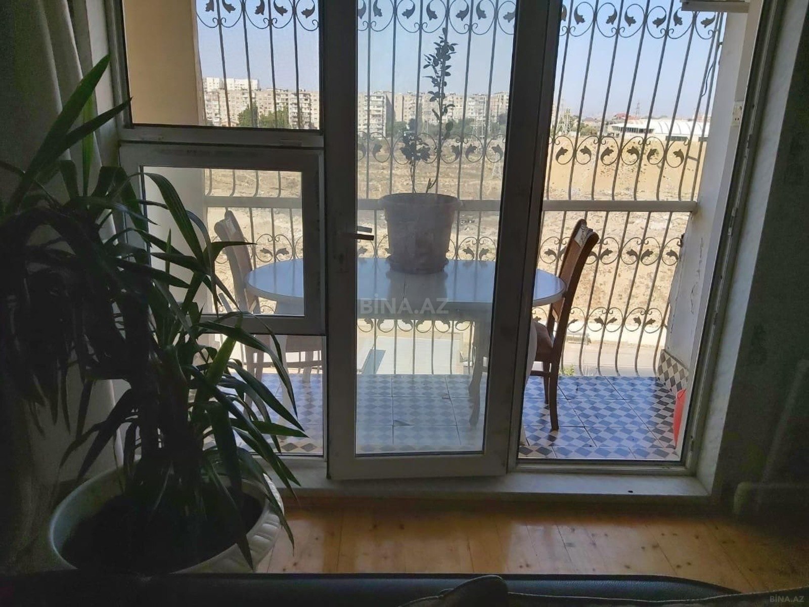 4 otaqlı Köhnə tikili, Yeni Günəşli q., Bakı