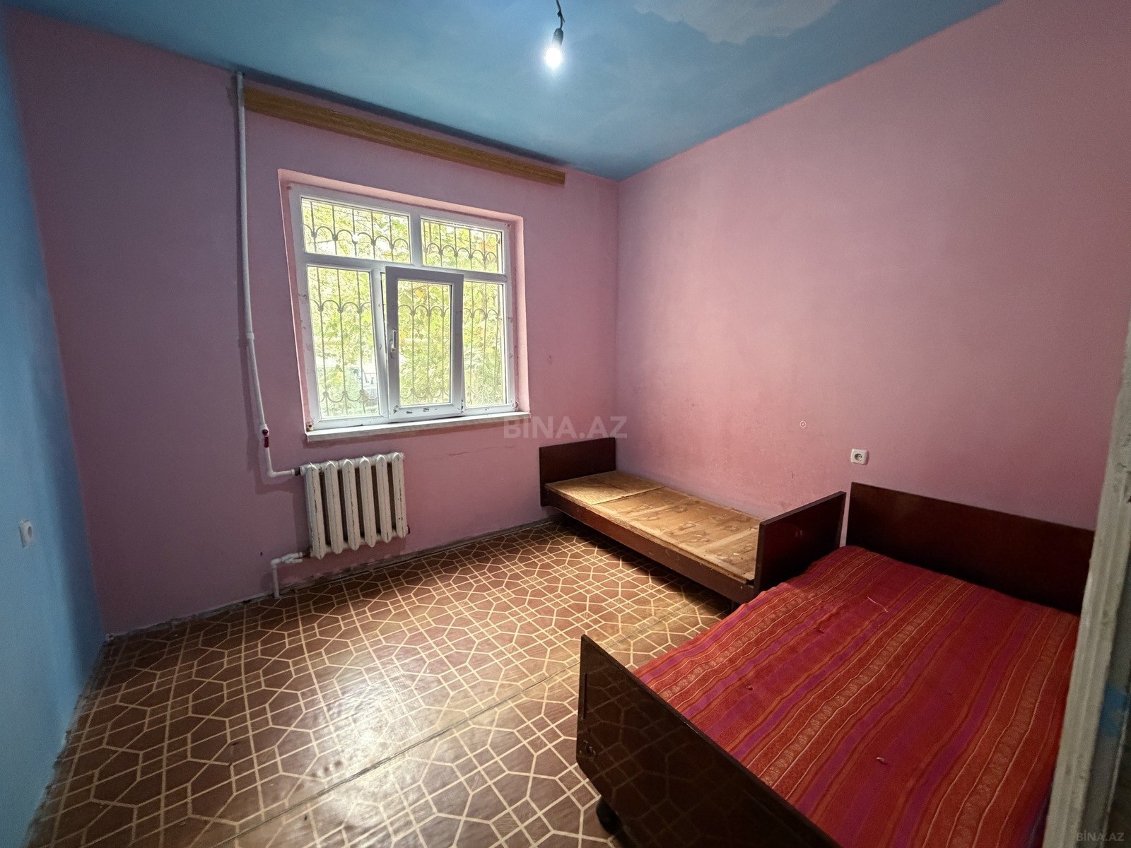 3 otaqlı Köhnə tikili, Yeni Günəşli q., Bakı