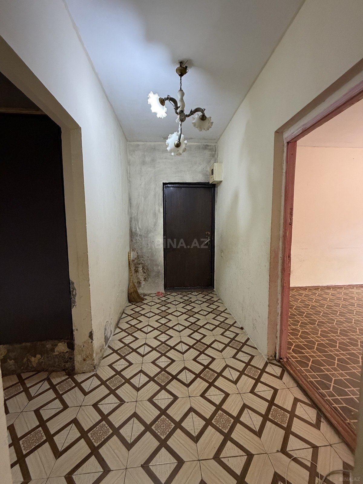 3 otaqlı Köhnə tikili, Yeni Günəşli q., Bakı