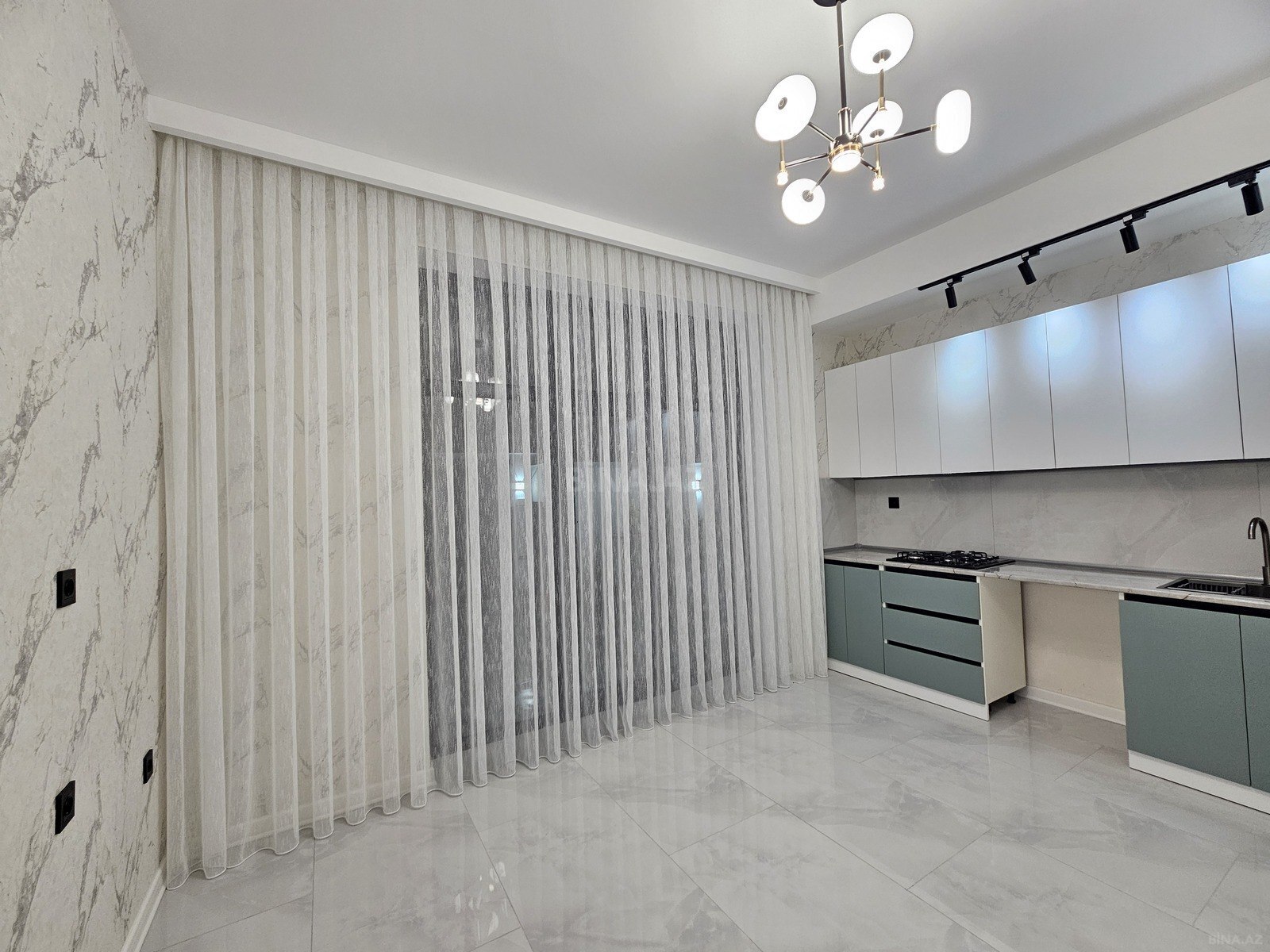 4 otaqlı Həyət evi/Bağ evi, Şüvəlan q., Bakı
