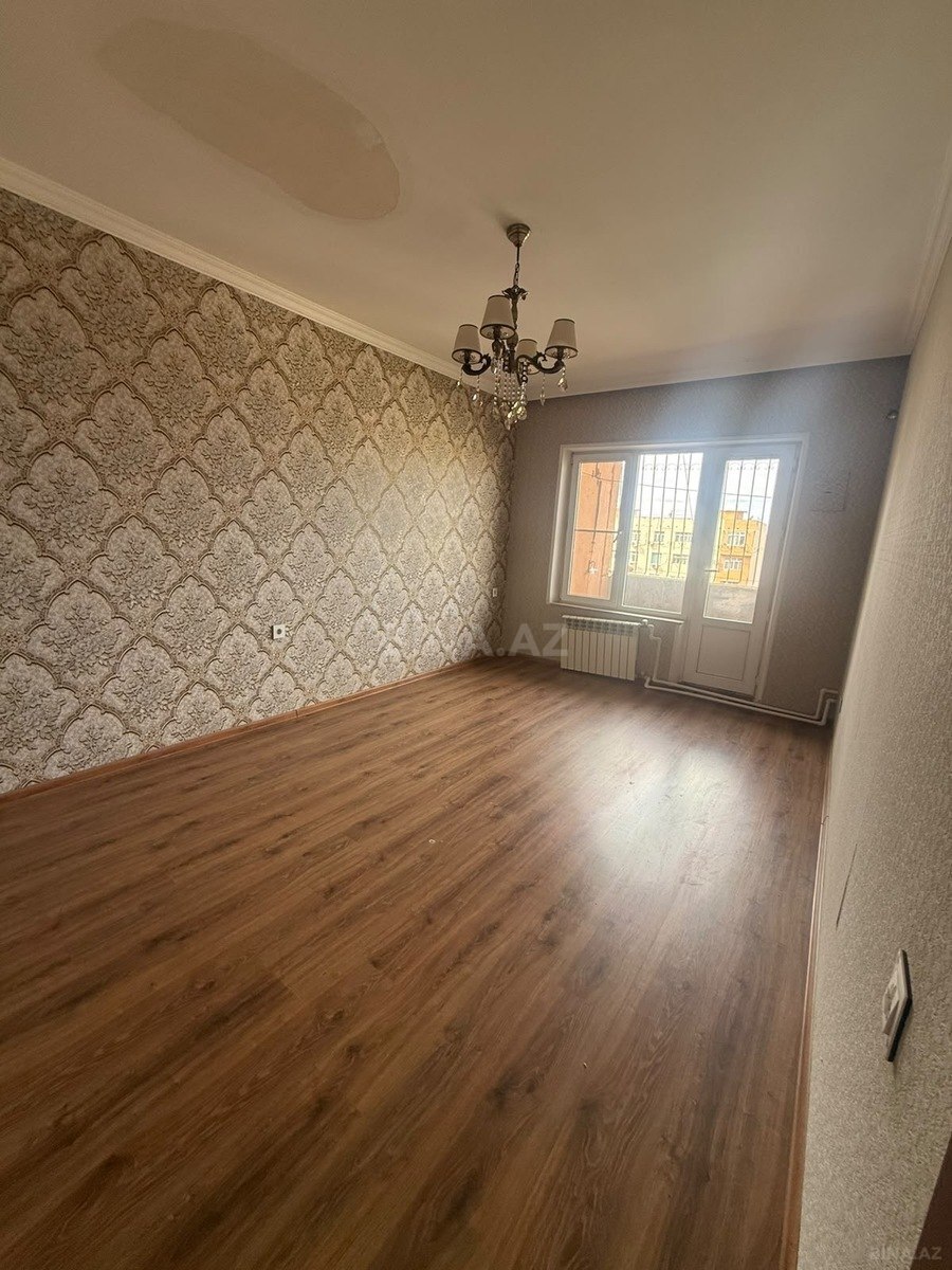 4 otaqlı Köhnə tikili, Əhmədli m., Bakı