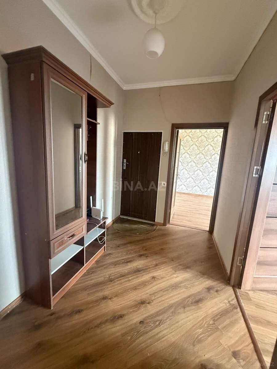 4 otaqlı Köhnə tikili, Əhmədli m., Bakı