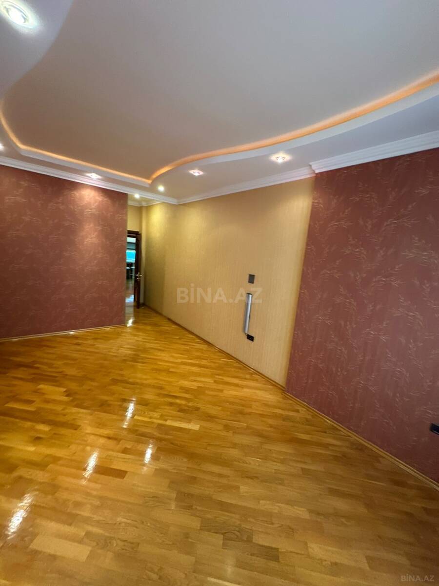 3 otaqlı Yeni tikili, Şah İsmayıl Xətai m., Bakı
