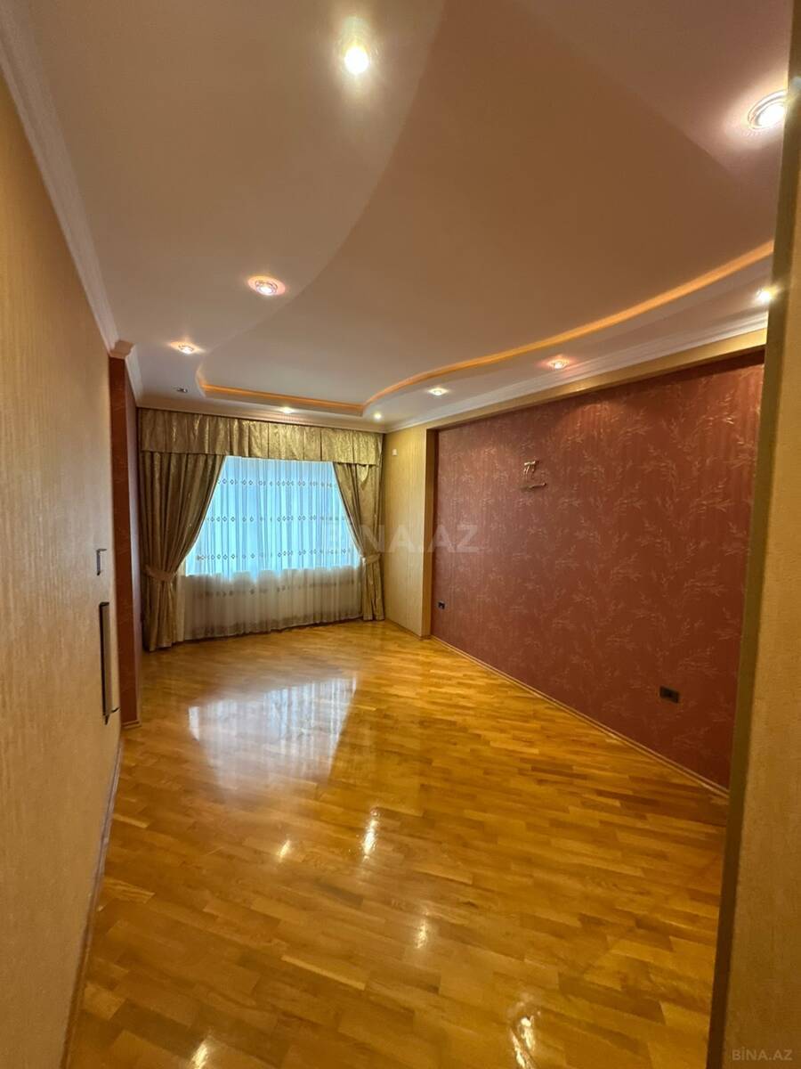 3 otaqlı Yeni tikili, Şah İsmayıl Xətai m., Bakı
