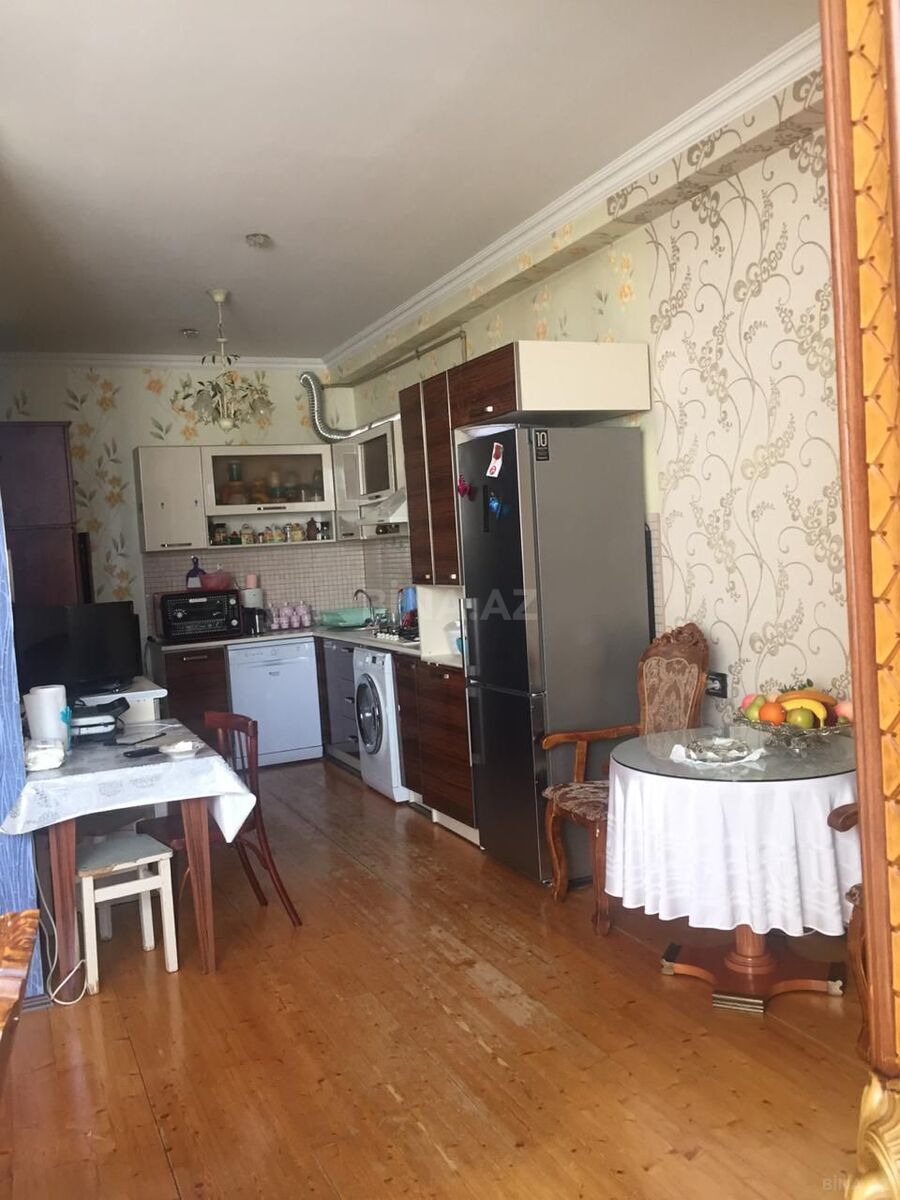 3 otaqlı Yeni tikili, İnşaatçılar m., Bakı
