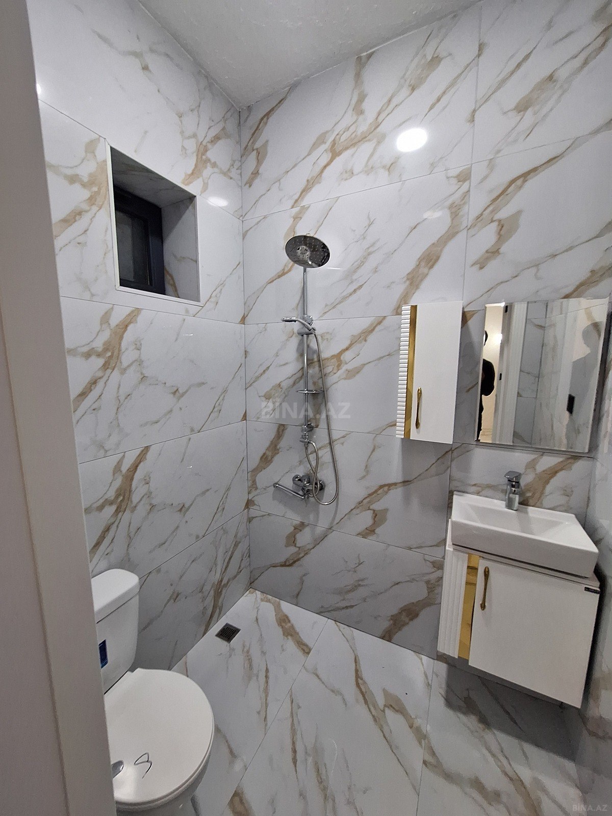 4 otaqlı Həyət evi/Bağ evi, Şüvəlan q., Bakı