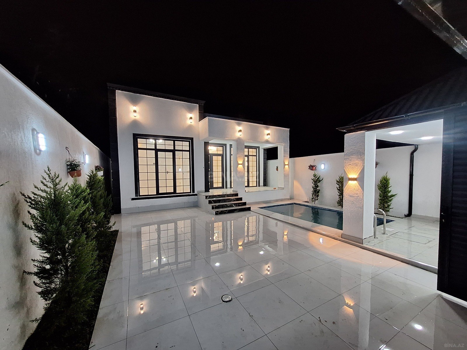 4 otaqlı Həyət evi/Bağ evi, Şüvəlan q., Bakı