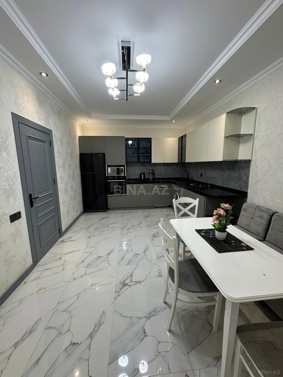 5 otaqlı Həyət evi/Bağ evi, Novxanı q., Bakı