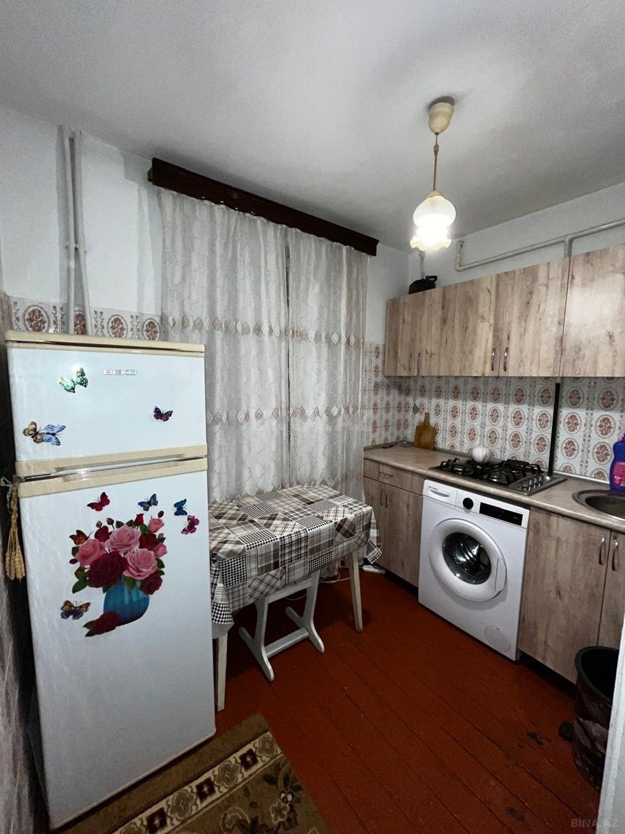 1 otaqlı Köhnə tikili, Qara Qarayev m., Bakı