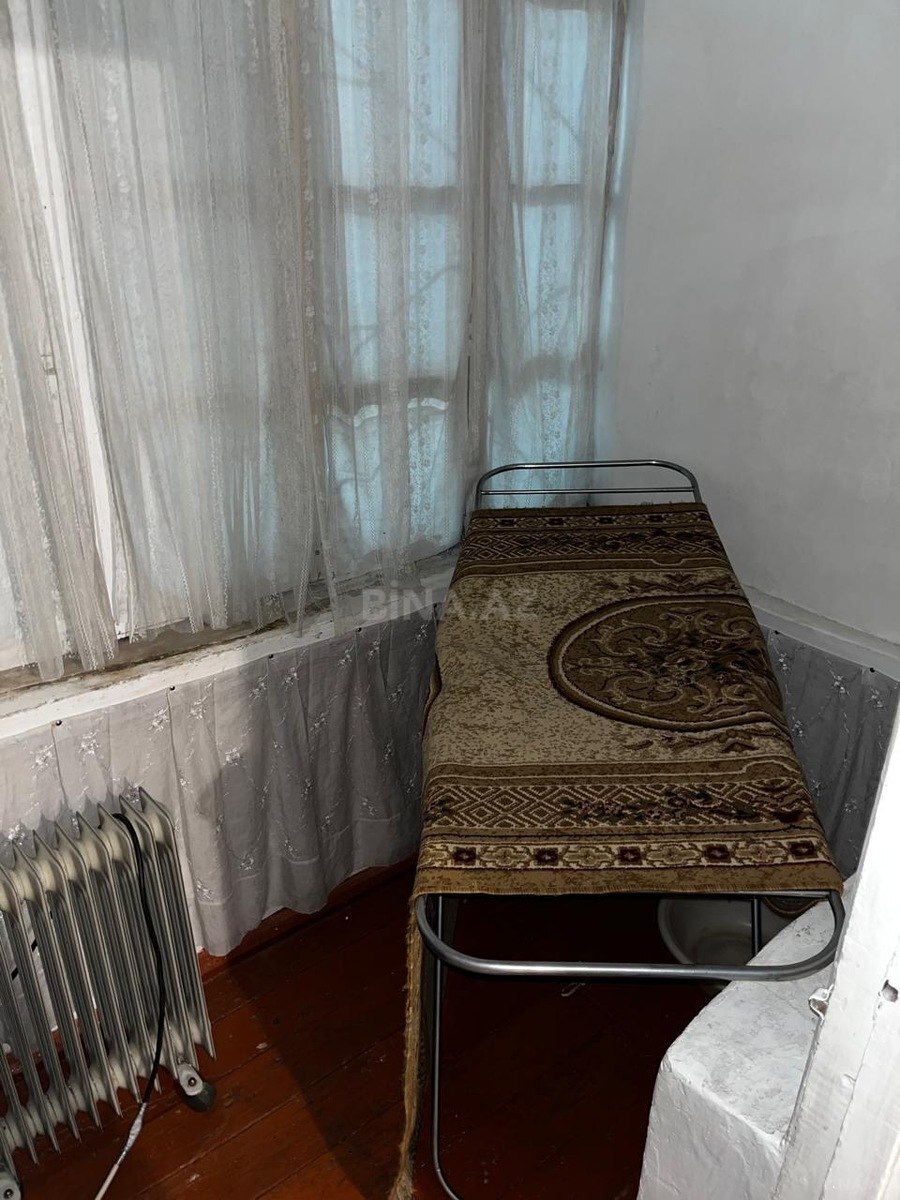 1 otaqlı Köhnə tikili, Qara Qarayev m., Bakı