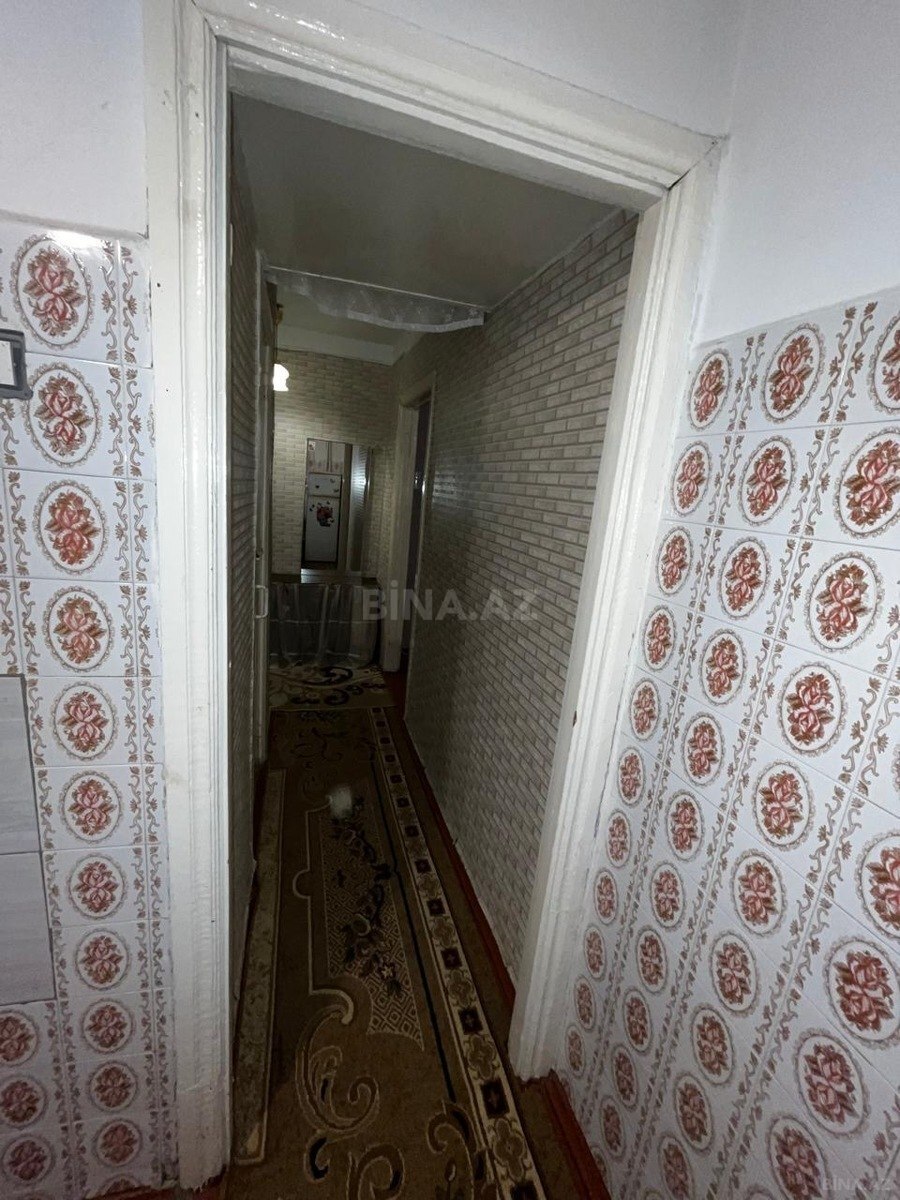 1 otaqlı Köhnə tikili, Qara Qarayev m., Bakı