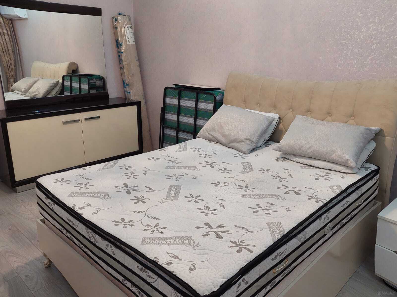 2 otaqlı Yeni tikili, 8 Noyabr m., Bakı