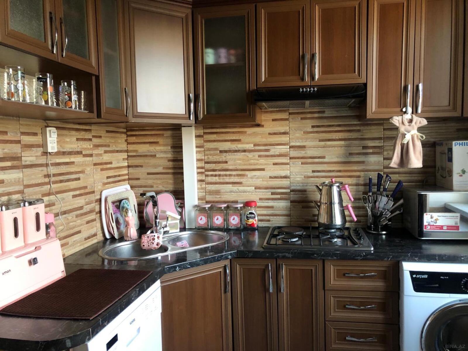 2 otaqlı Köhnə tikili, 28 May m., Bakı
