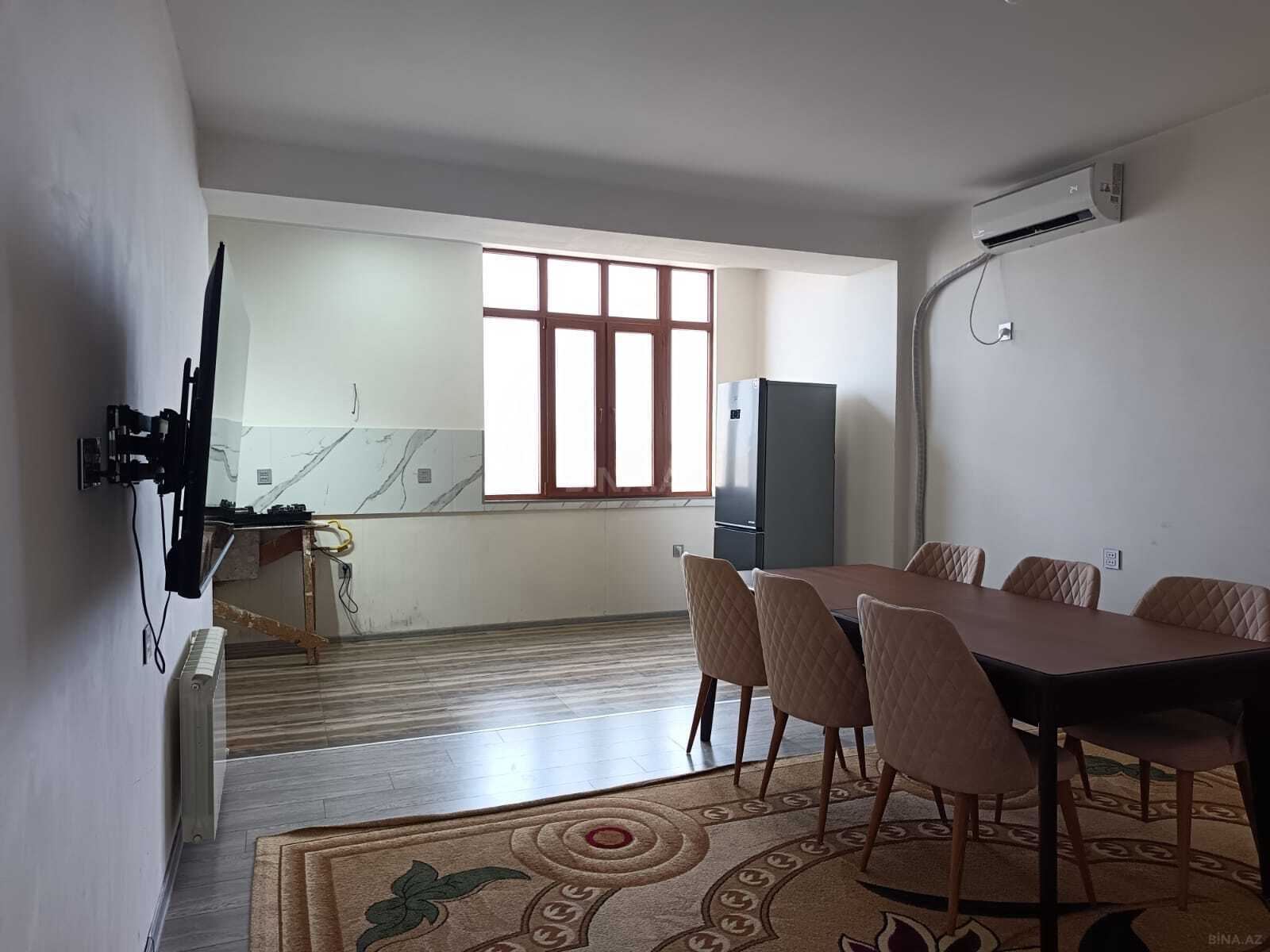 3 otaqlı Yeni tikili, Xırdalan