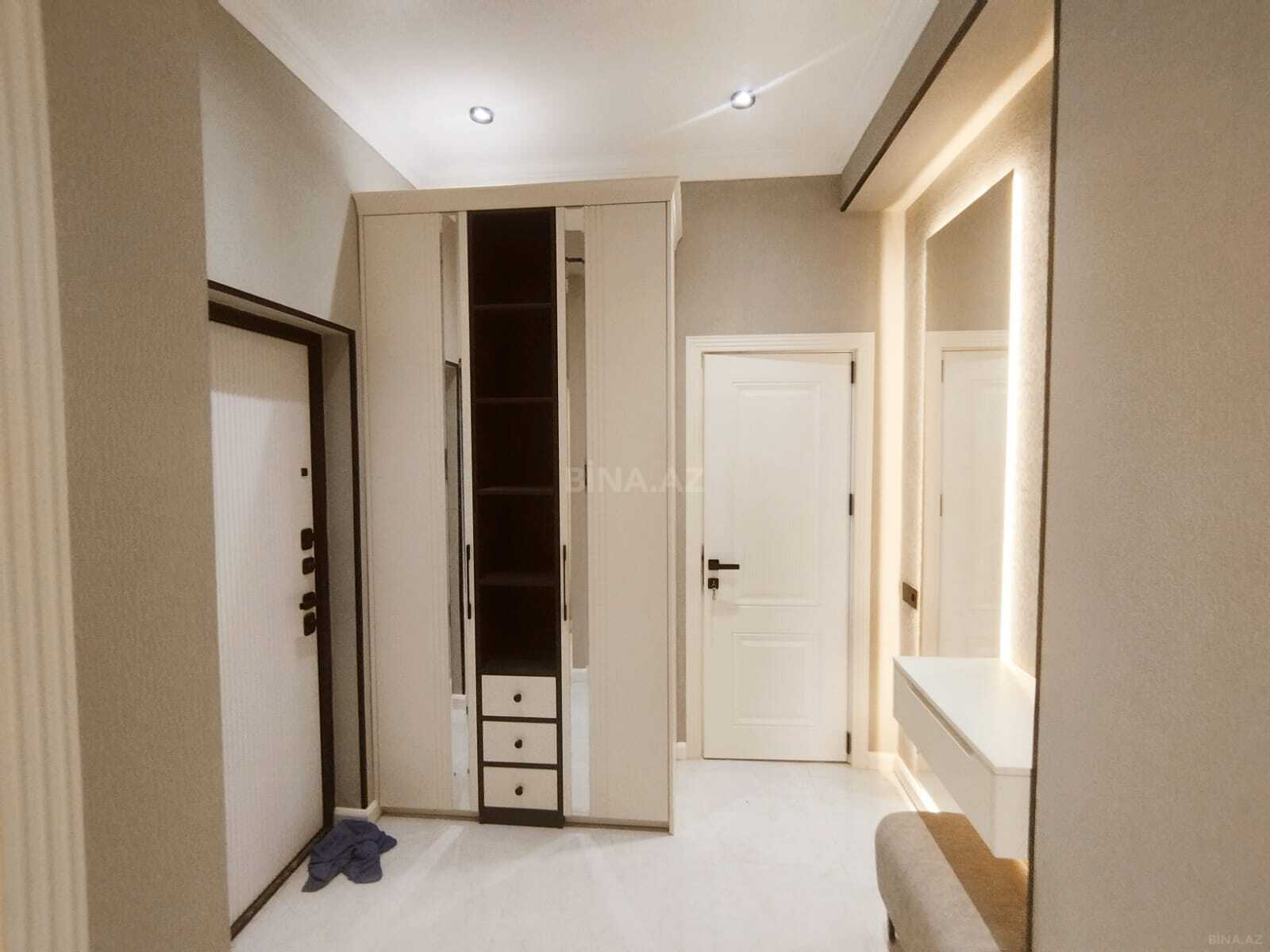 3 otaqlı Yeni tikili, Qara Qarayev m., Bakı