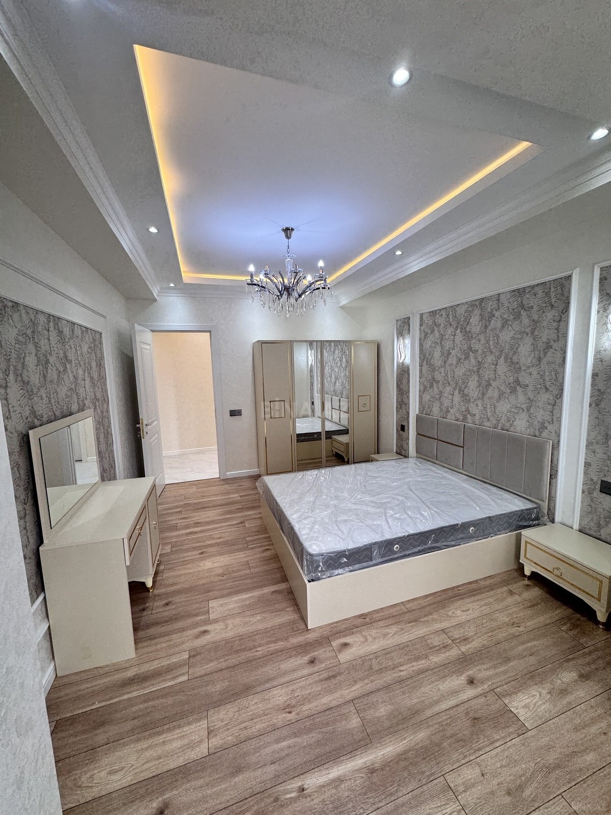 3 otaqlı Yeni tikili, Həzi Aslanov m., Bakı