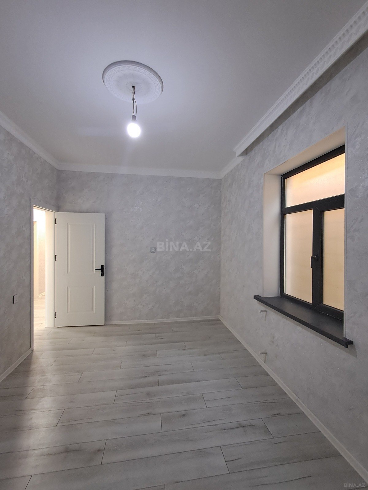 4 otaqlı Həyət evi/Bağ evi, Saray q., Bakı