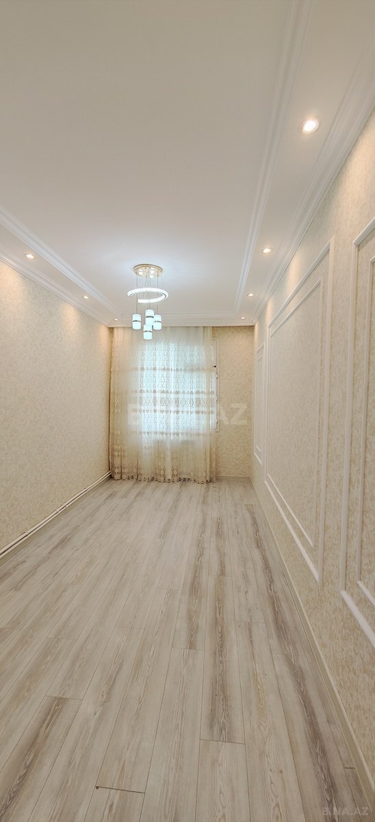 3 otaqlı Köhnə tikili, Memar Əcəmi m., Bakı