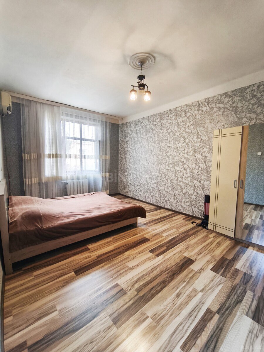 3 otaqlı Köhnə tikili, Yasamal r., Bakı