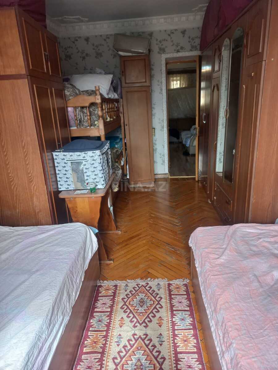 2 otaqlı Köhnə tikili, Neftçilər m., Bakı