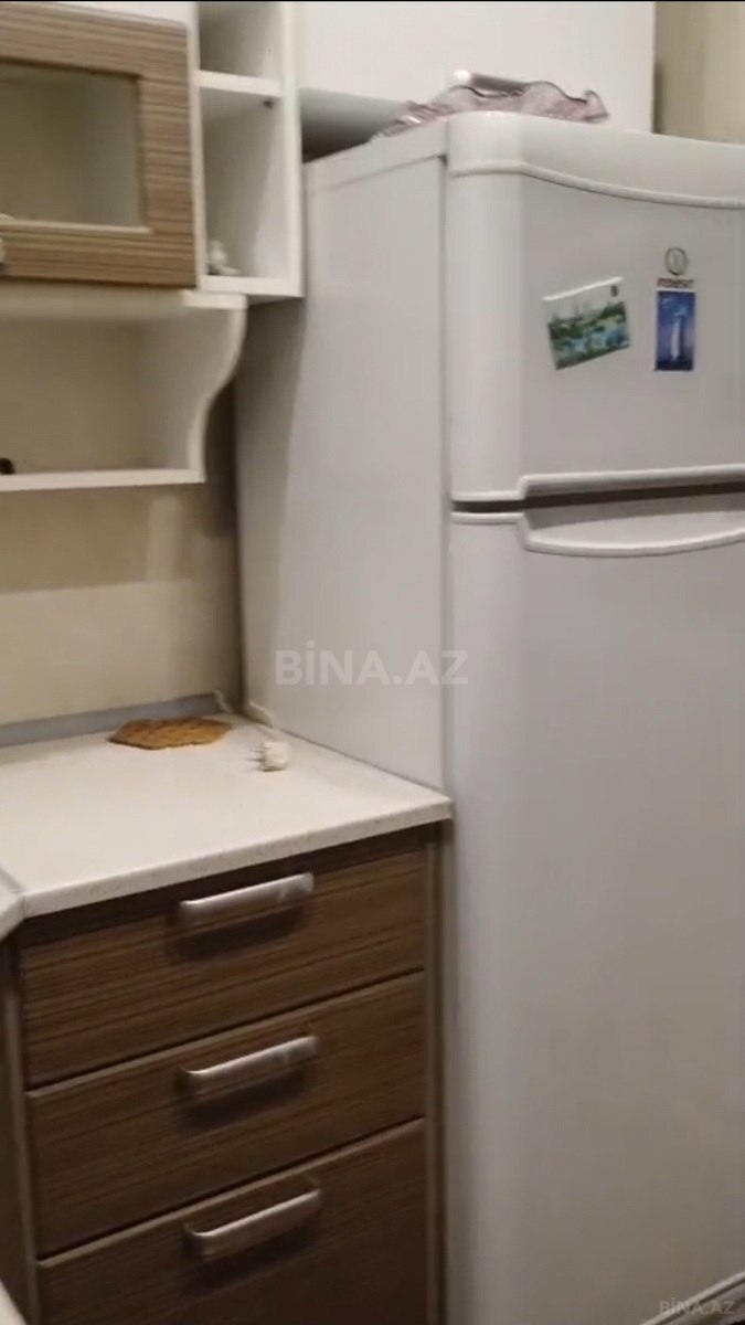2 otaqlı Köhnə tikili, 20 Yanvar m., Bakı