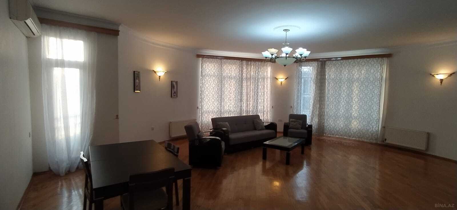 4 otaqlı Yeni tikili, Nizami m., Bakı